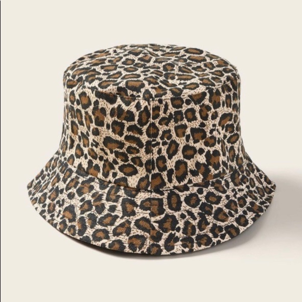 Leopard pattern bucket hat 🐅 - Picture 4 of 5